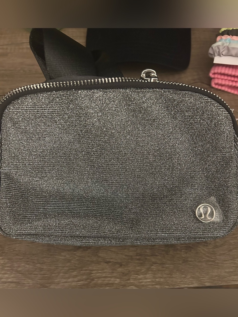 Lululemon Bundle - belt bag, hair accessories , water bottle, socks, hat & charm - Picture 5 of 9
